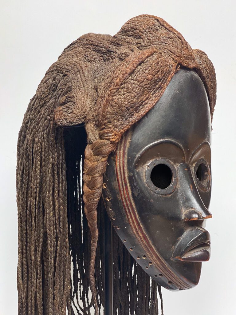 A Dan mask from the early 20th century.