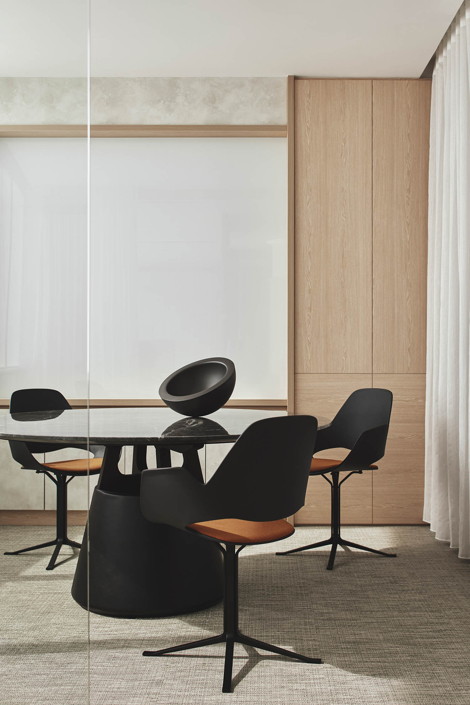 Right Angle Studio Designs an Inviting Family Office in Singapore ...