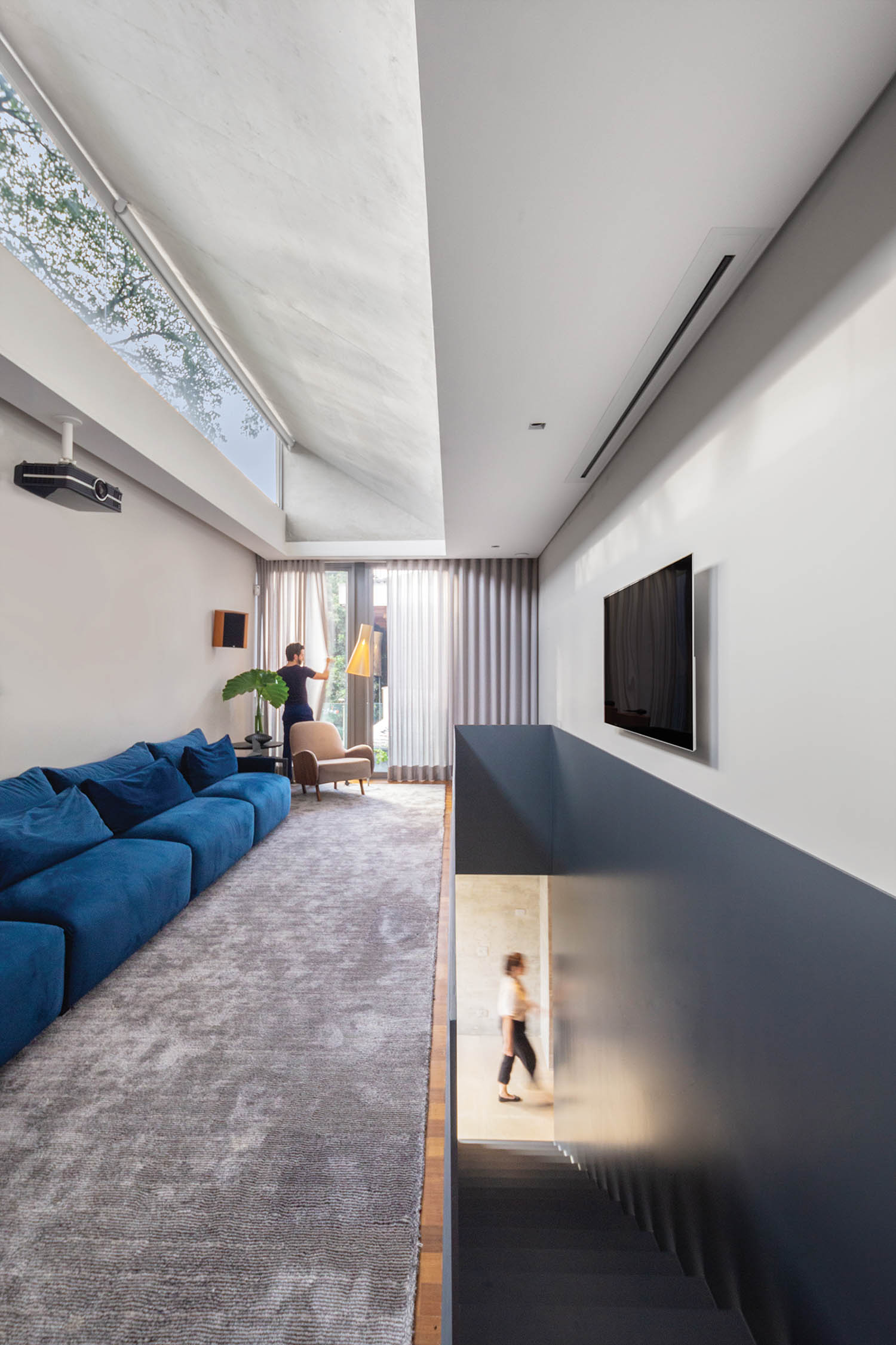 A São Paulo Abode by FCstudio Prioritizes Outdoor Living