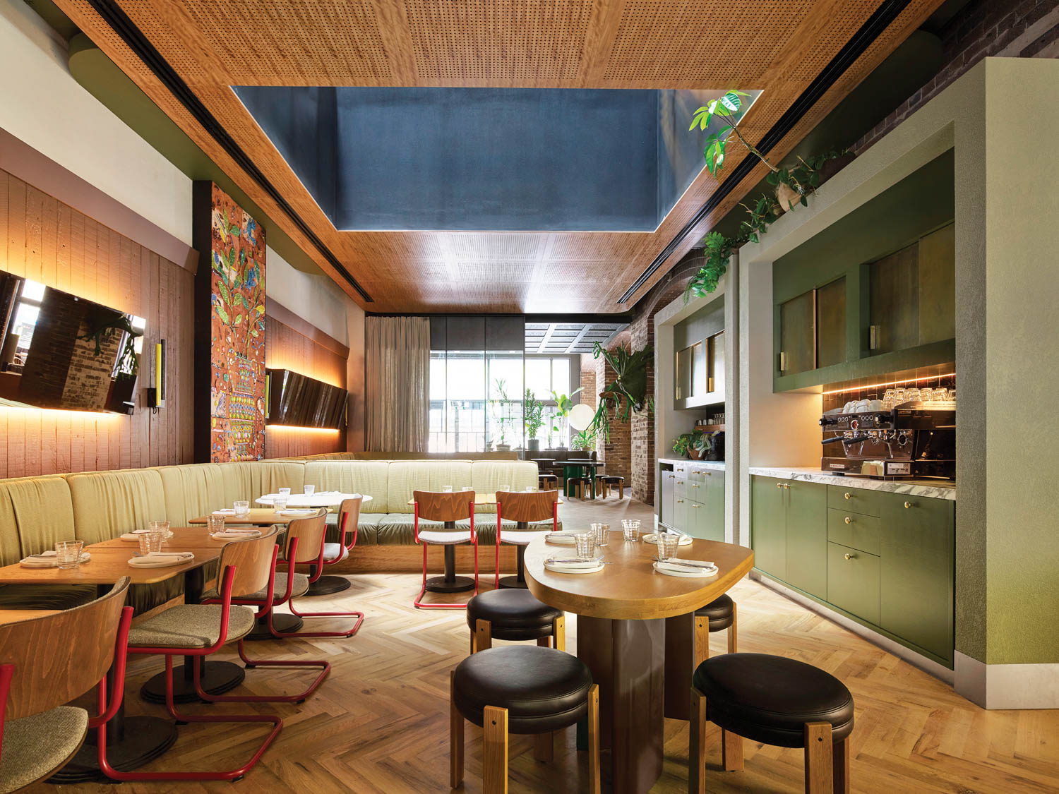 5 Hotel Restaurants That Double as Destinations - Interior Design