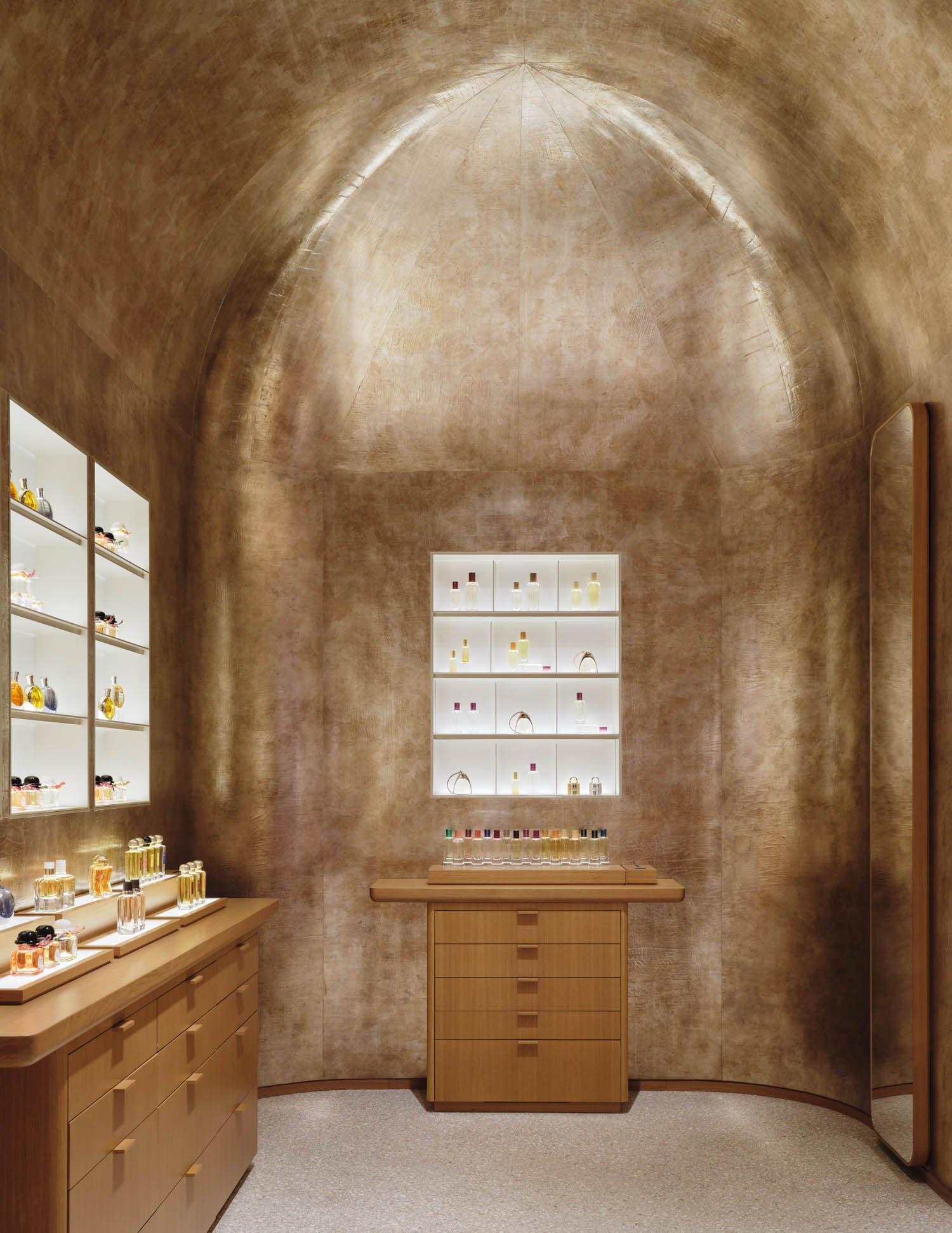 See the New Hermès Madison Avenue Maison by Denis Motel