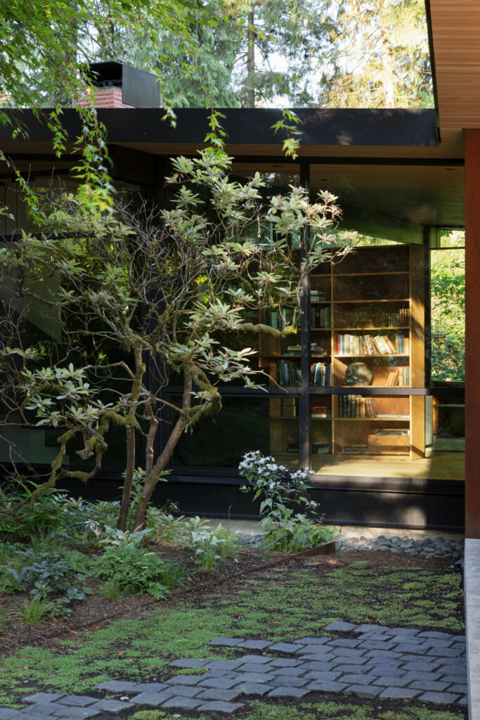 Serenity Prevails in This Mid-Century Home on the Canadian Coast