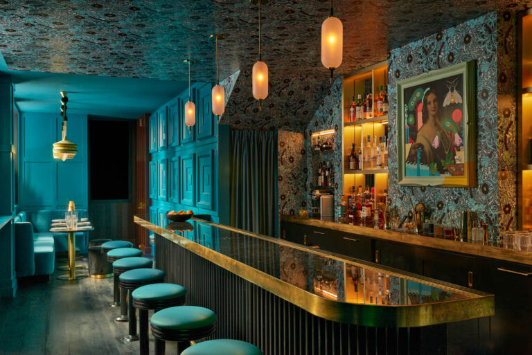 15 Restaurant, Bar, and Cafe Interior Designs