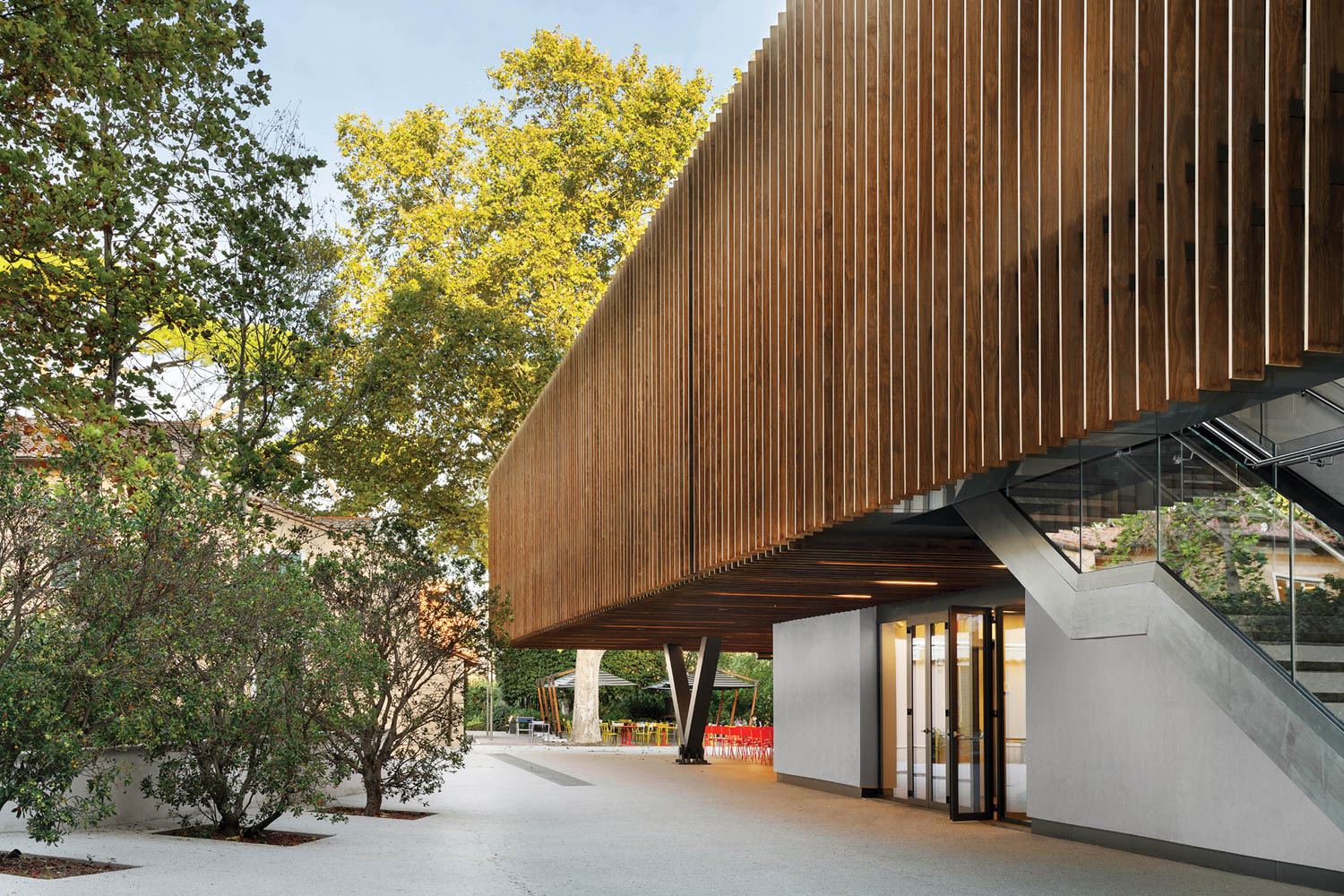 the exterior of this college amphitheater in Rome