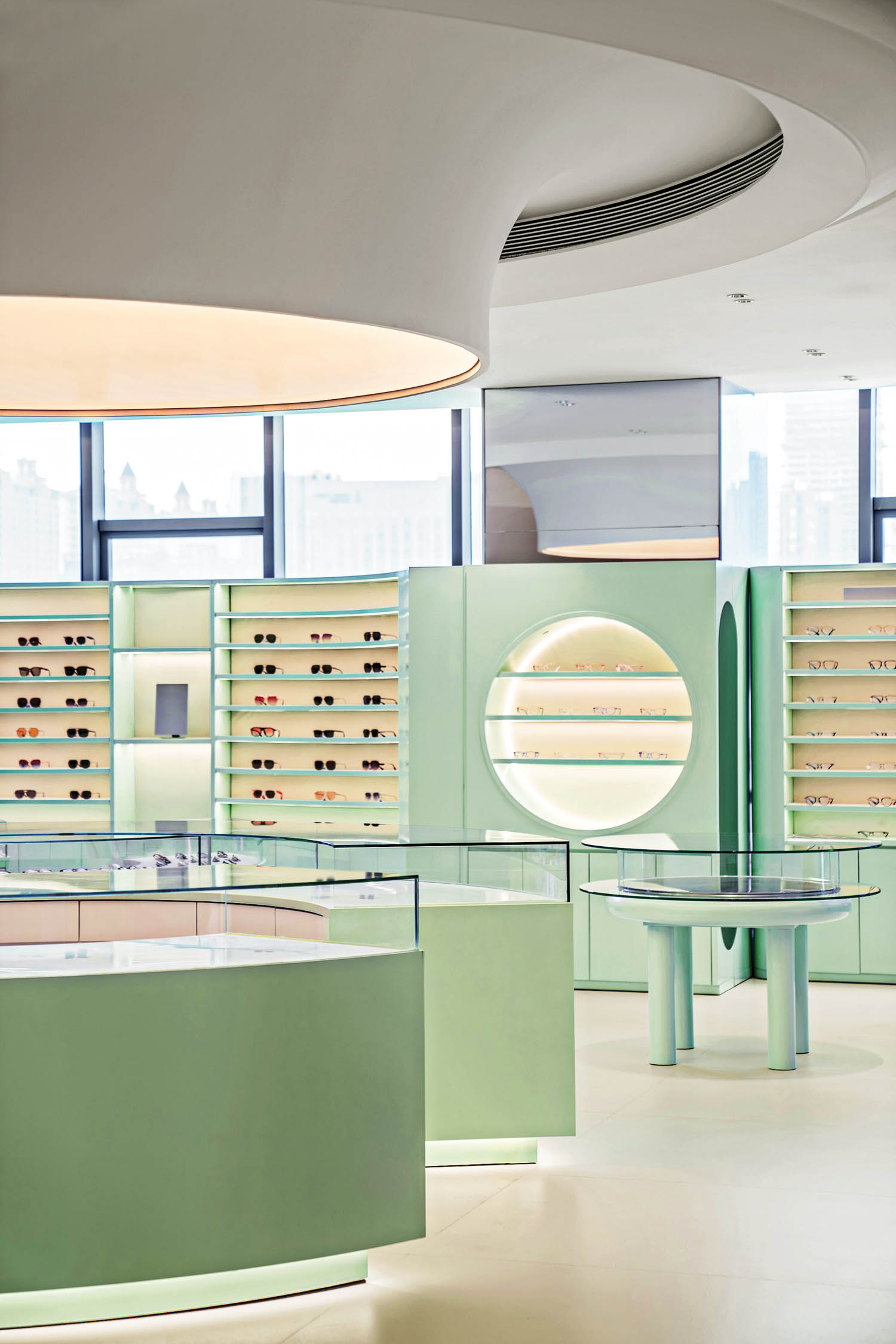 light green dividers in the Starry Ophthalmic Hospital