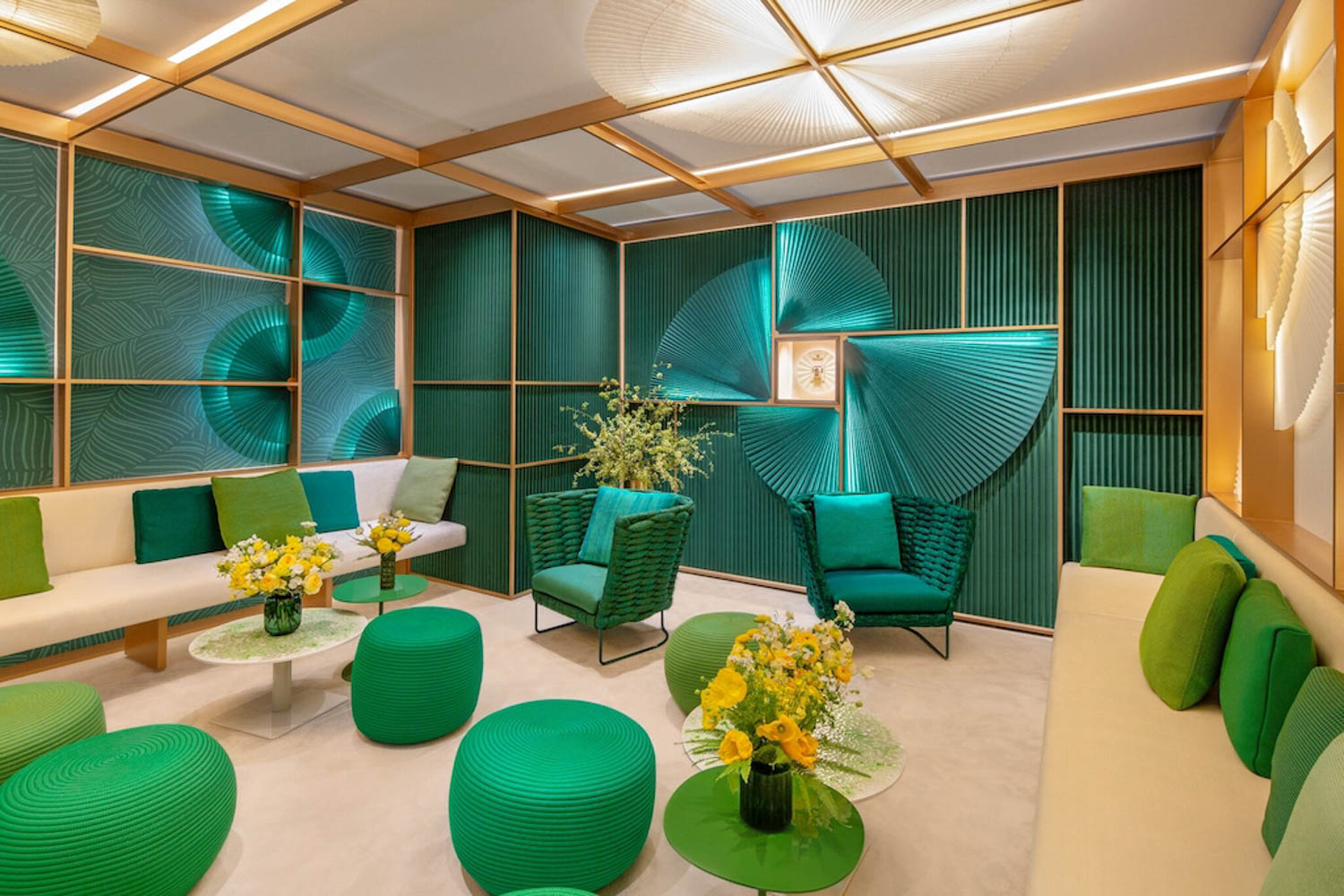 Verdant Hues Enliven the 2024 Academy Awards Greenroom