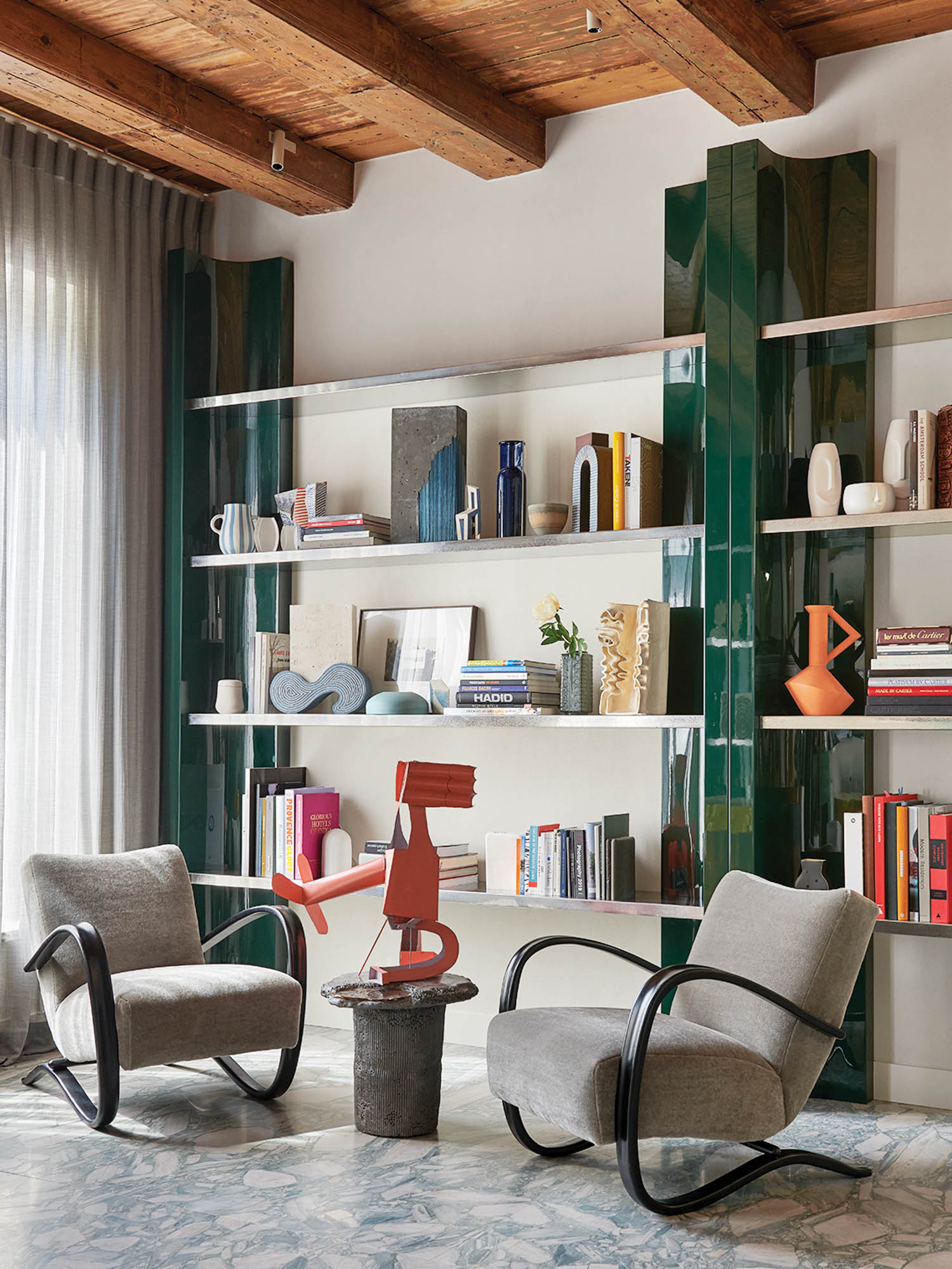Framework Studio Transforms A 1700s Amsterdam Home