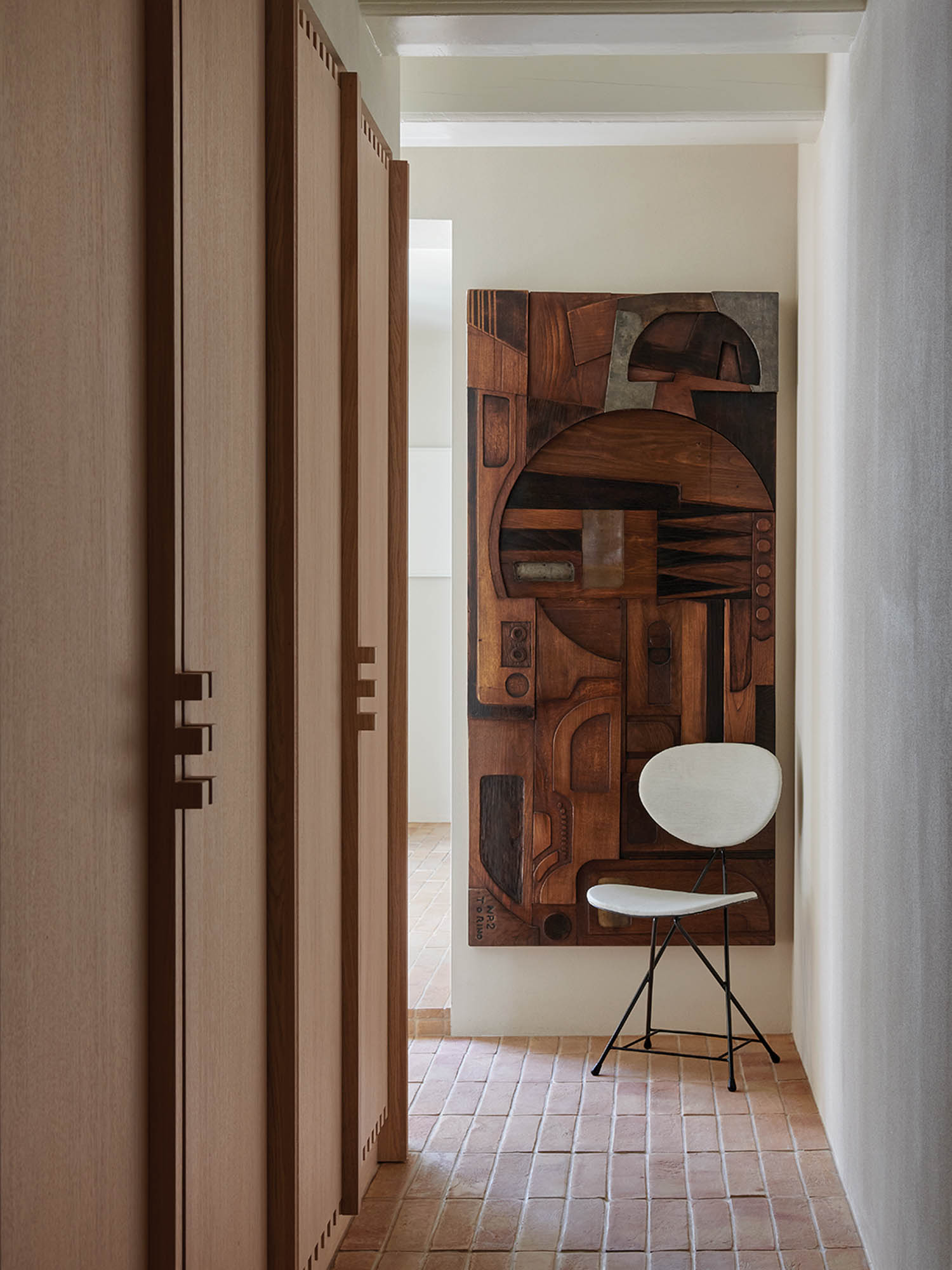 Framework Studio Transforms A 1700s Amsterdam Home
