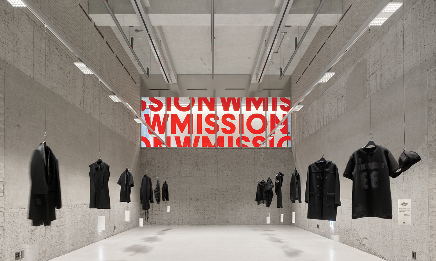 A room with a sign that says 'WMISSION'