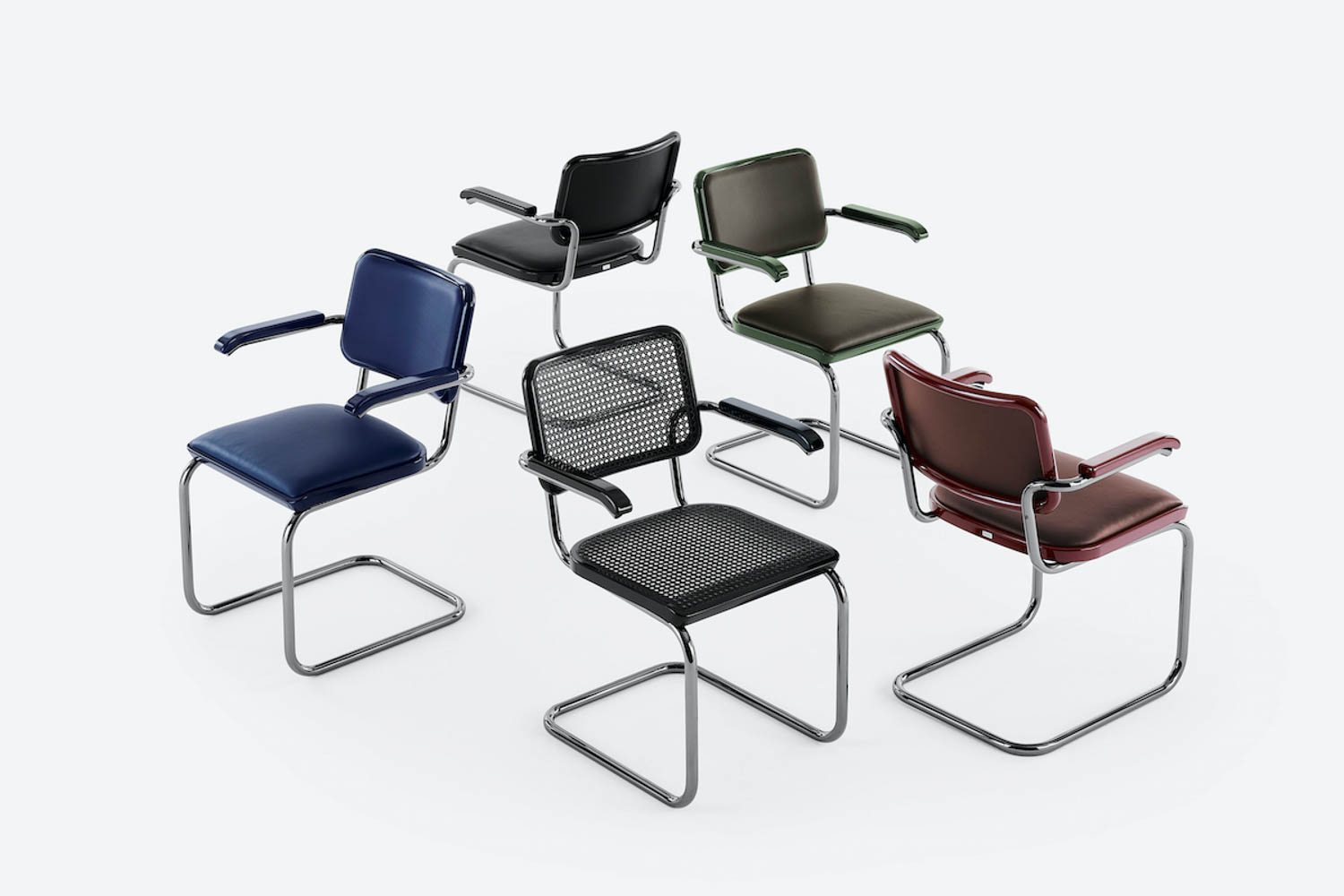 multiple chairs in a circle