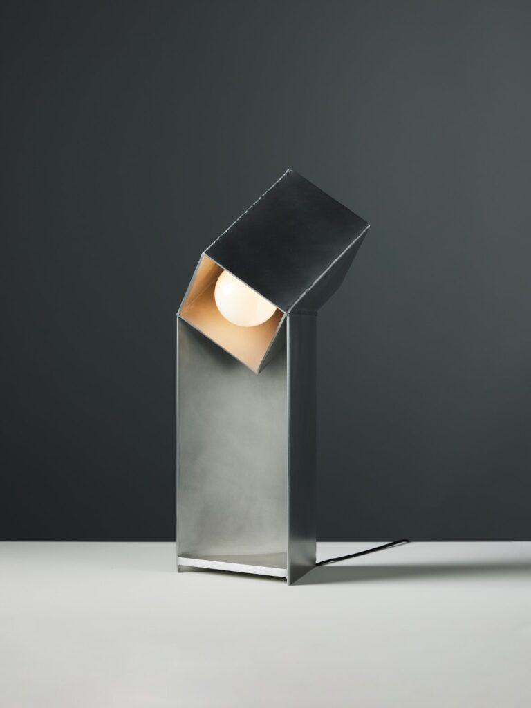 Pelle - Helm image