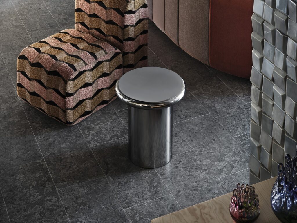HiP Awards 2025 Blank for Blå Station thru Scandinavian Spaces for Workplace: Table