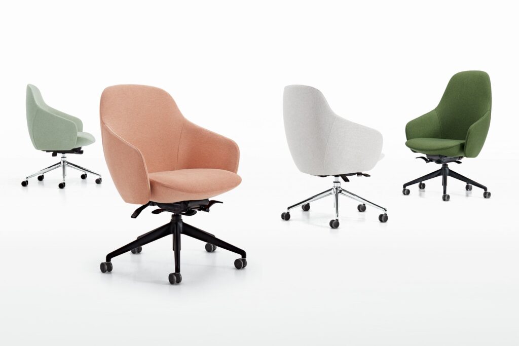 HiP Awards 2025 Quora for Global Furniture Group for Workplace: Conference Seating