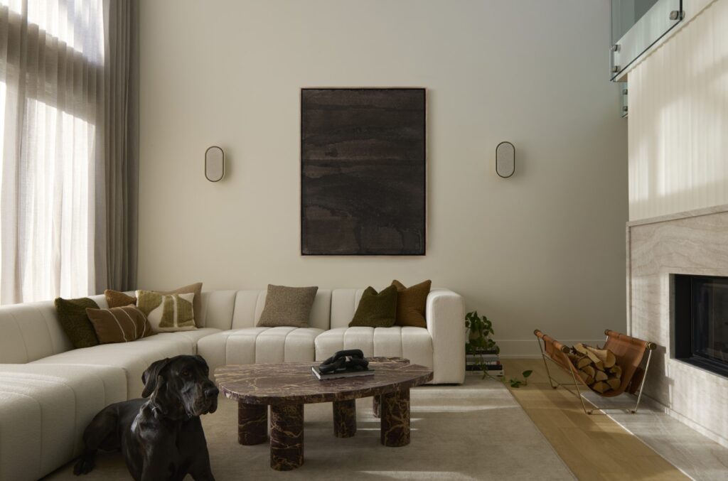 HiP Awards 2025 Mera Sound Sconce for Leon Speakers for Accessories