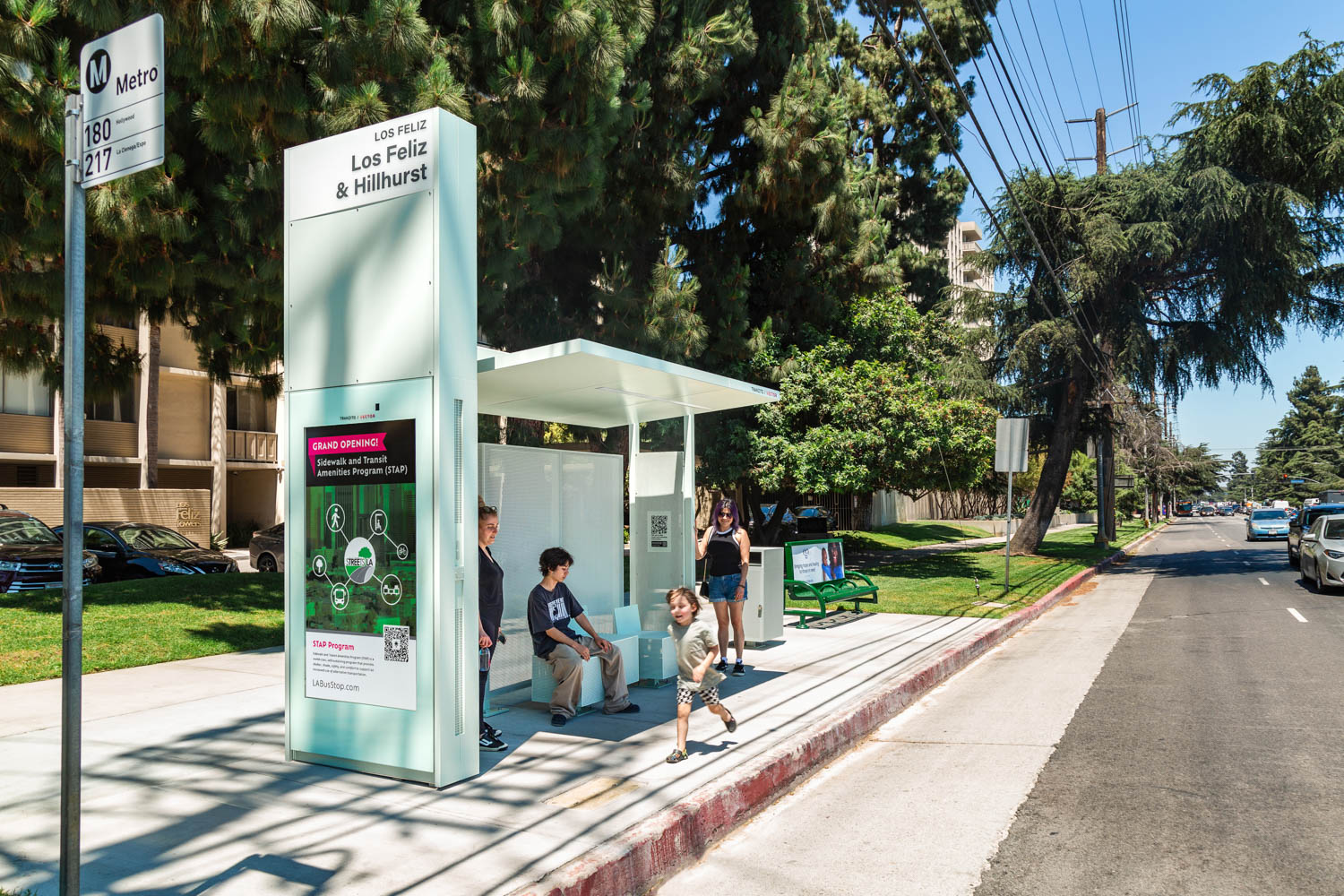 bus shelter on Los Feliz