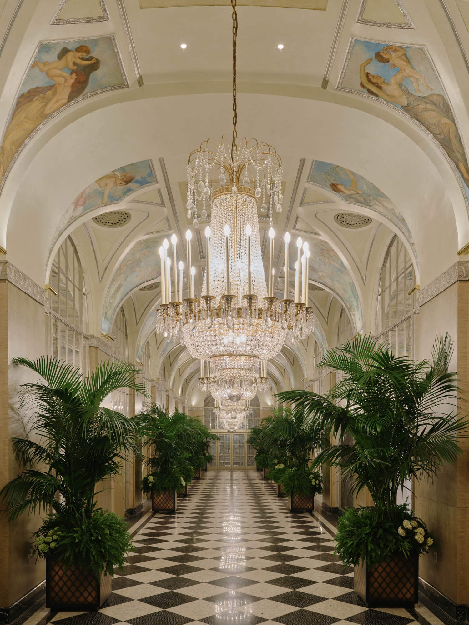 Silver Room at Waldorf Astoria