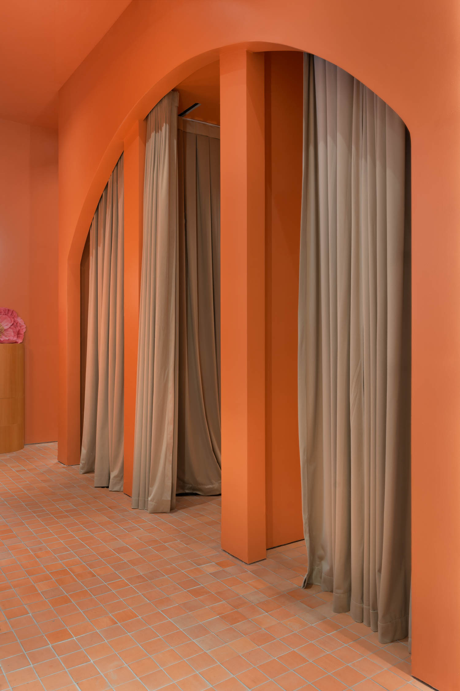 dressing room in boutique