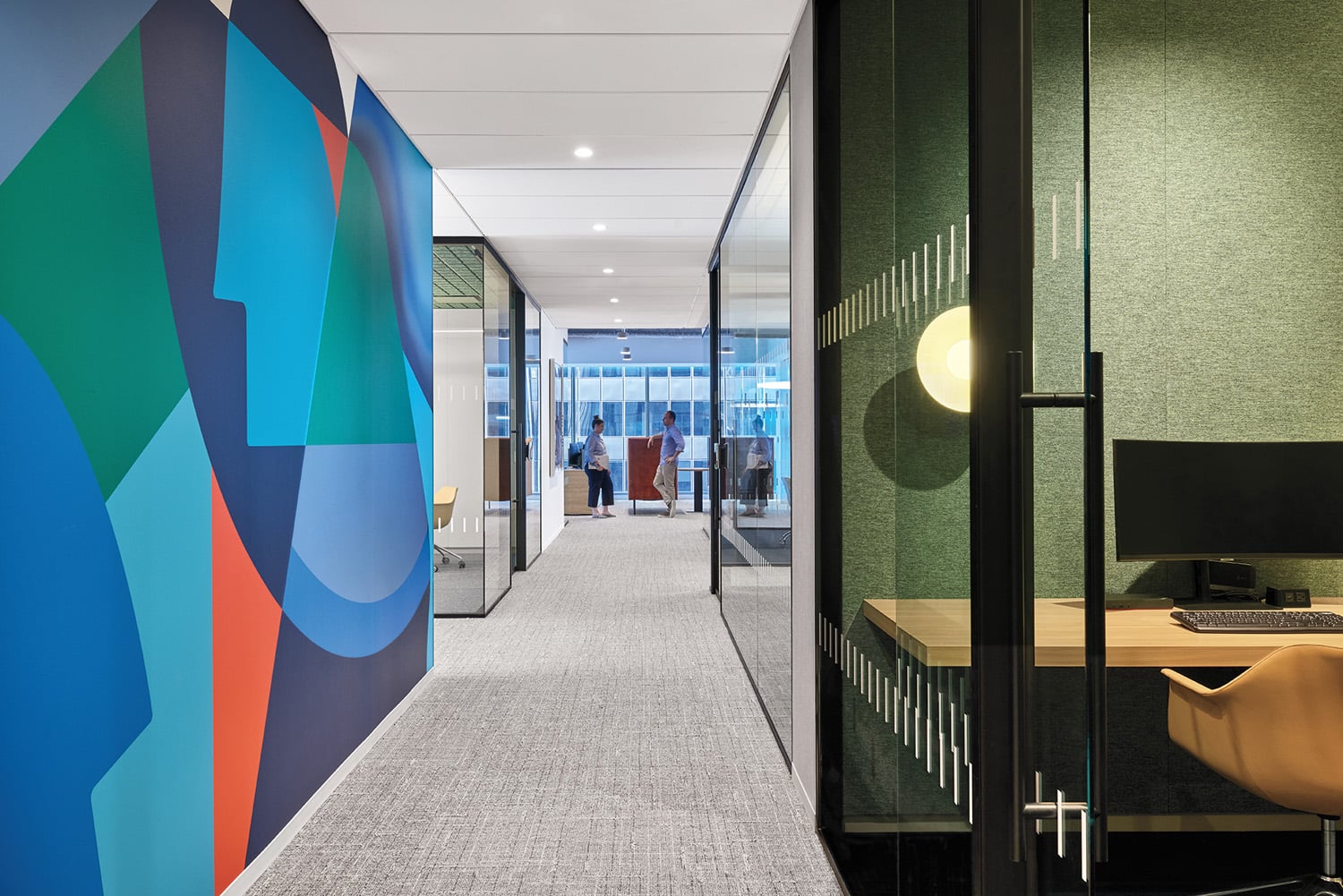 fti consulting hallway