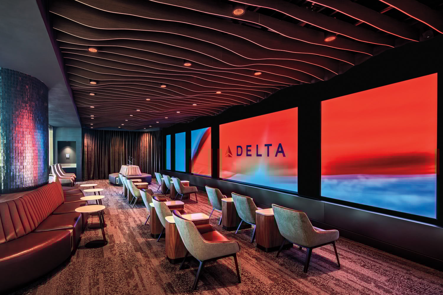 delta lounge