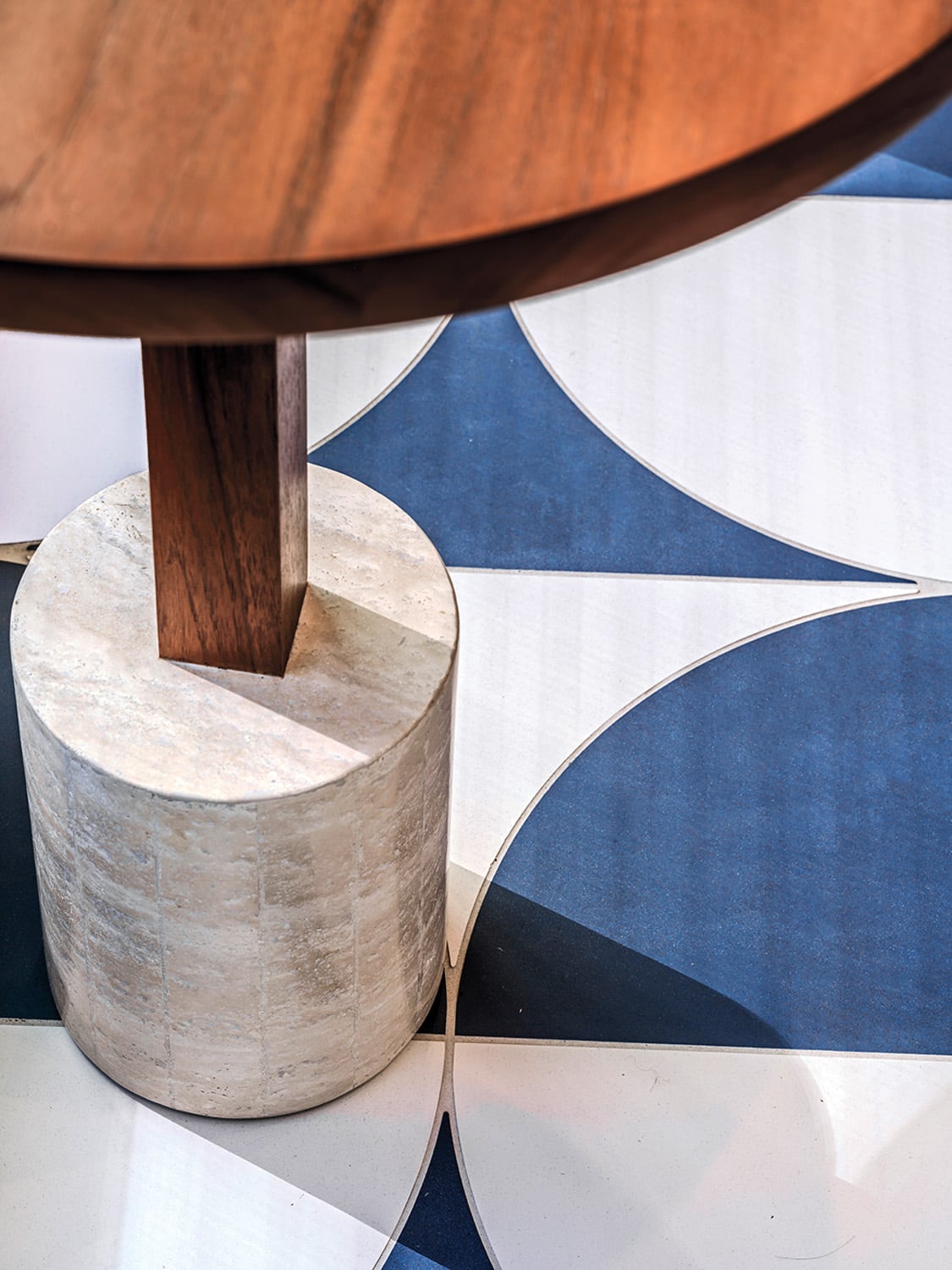 A Fort Standard Column table on ceramic floor tile in the grab-and-go market.