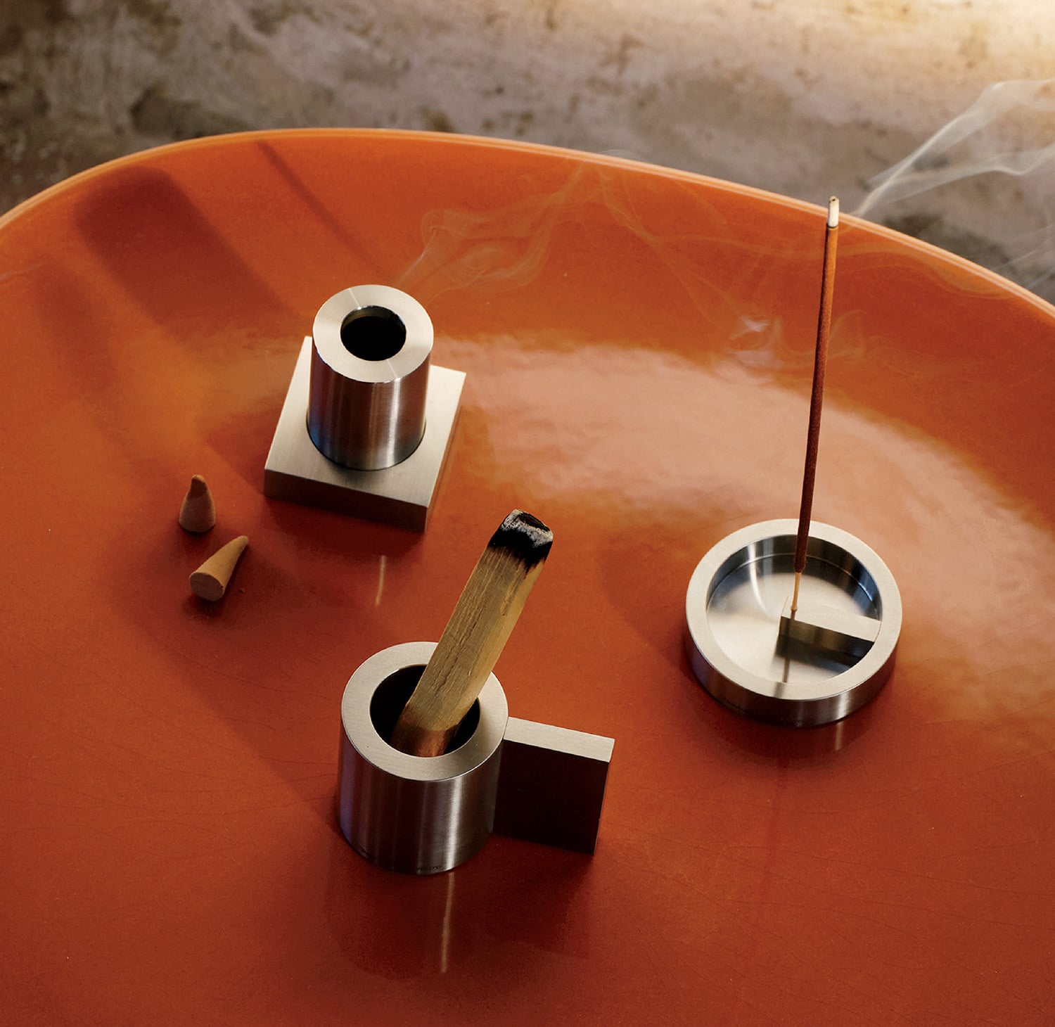 A close up of a metal object on a table